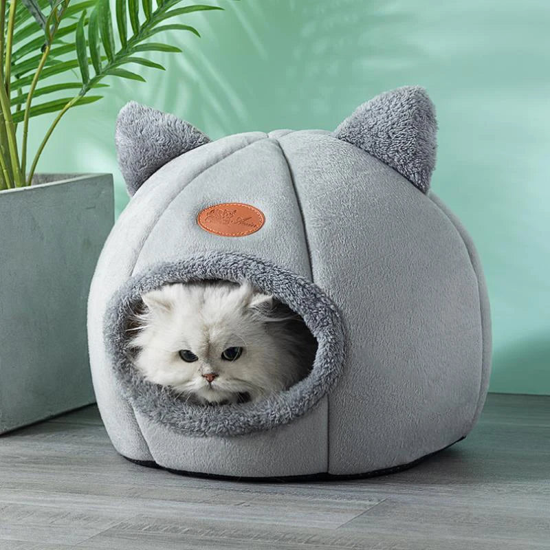 Cozy Pet Tent for Winter
